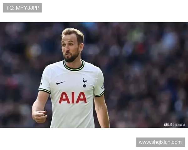 足球明星在赛场上的惊艳瞬间展现了他们无与伦比的技艺与激情的完美结合